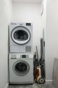 Raków Stylish Apartment by BookingHost