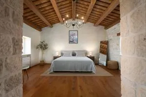 Villa Paladnjaki - Pifari