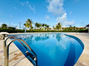 Flat Aquaville perto do Beachpark com 3 Suites