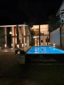 Mik Zid Villa Piliyandala - Madapata
