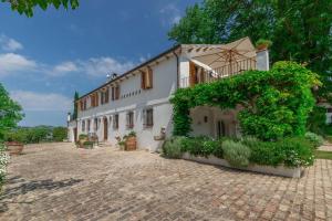 Italian Experience- Villa La Picena