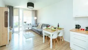 Przytulny apartament niedaleko lotniska w Modlinie - Trzciany