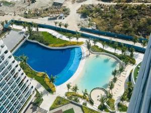 Azure North Golden Willow-Minimalist- Mt Arayat View -NETFLIX