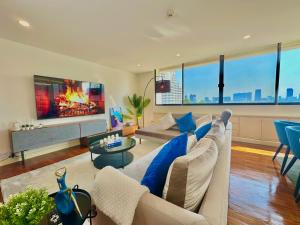Luxury 3 bedrooms in the heart of the city