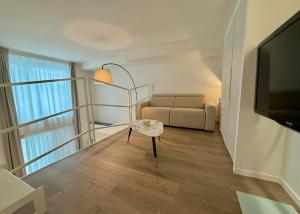 Maya Atelier Milano Apartment