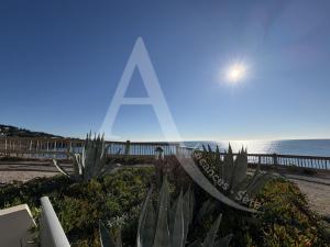 T2 en rez de jardin, face a la mer avec parking
