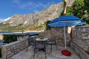 Near the beach apartments in Drasnice II - Osobjava