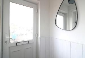 Signature - Thorn House