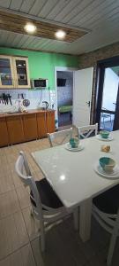 Садиба Янчар Апартаменти з Басейном