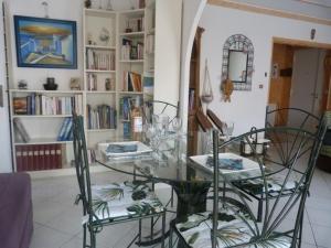 Appartements Au centre du Pradet et a 15 mn a pied des plages : photos des chambres
