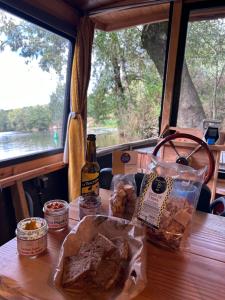Bateaux Patouillet bateau naviguant : photos des chambres