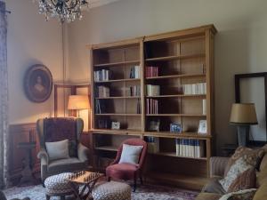 Sejours a la campagne Castle Of Saint Germain Des Rives : photos des chambres