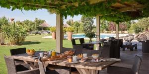 Mas de la Galégière - Les Chambres dHôtes