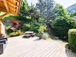 Chalets Le Noisetier - Mini Chalet 2 pers - 2min la Clusaz - AravisTour : photos des chambres