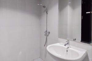 Cozy Living 1BR Apartment at Casa de Parco By Travelio