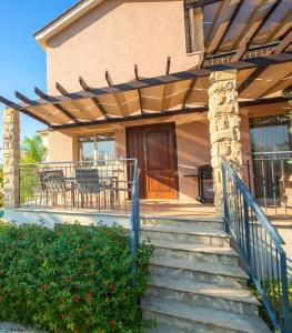 Villa Samaliana Sandy Beach Villas - Private Pool - Jacuzzi - Private Beach Area - Vily, Polis Chrysochous