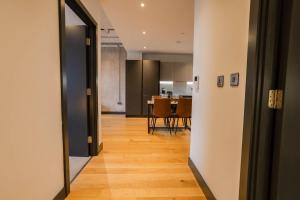 Marron Suite 2BR & City Walks