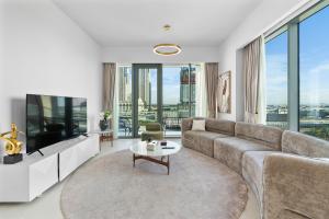 Magnificent - New 1BR in Canal Front Residences