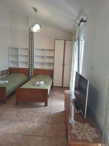 Апартаменты на вилле с бассейном и паркингом