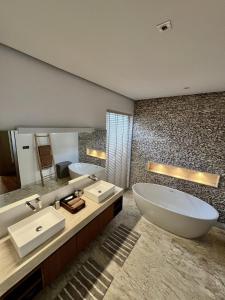 Bang Tao Anchan Flora 3 bd