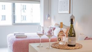 Central Luxurious Athens Suites- walk to Acropolis - by Good Life suites