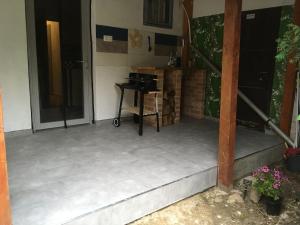 Theodor Tomaj 3Bdr AC Garden Terrace