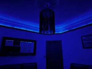 Central Home to Home Flat - 格伦罗西斯