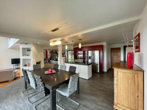 Villas Nouveau Magnifique villa avec jacuzzi : photos des chambres