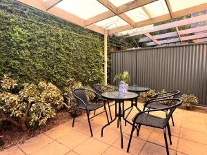 Charming quiet Home in City