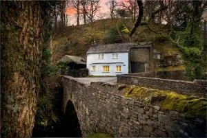 Bridge End Cottage Elterwater - Little Langdale