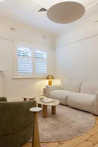 Casabā, Coastal Chic 2-bedroom Maisonette