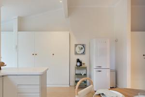 Casabā, Coastal Chic 2-bedroom Maisonette