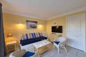 Maisons de vacances Beautiful house with pool in Talmont-Saint-Hilaire : photos des chambres