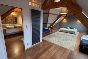 Large house with terrace and garden in Cucq