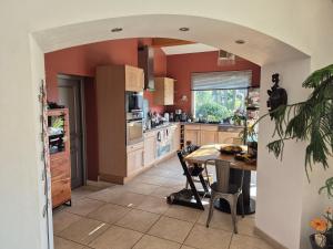 Villa 170m2 avec piscine près d Aix en provence 7 couchages