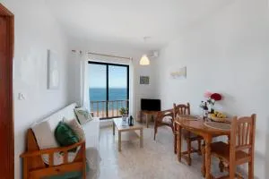 La Bayana Apartments - 5 - El Remo