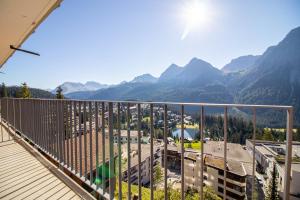 Linda 7 by Arosa Holiday