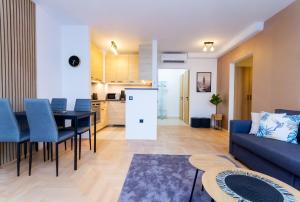 Gozsdu White Raven Residence 105 - free parking, terrace