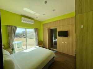 Phòng Giường Đôi Có Sân Hiên (Double Room with Terrace)