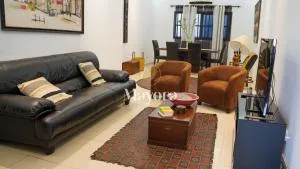 Charmante petite villa - Edjanaoué