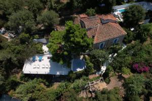 La Casa del Nespolo - Exclusive Country Suites - Seaview Pool & Self Check-in