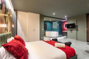 Arc de Triomphe Romantic SUITE Jacuzzi Emeraude