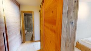 Apartment Skyline 406