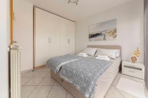 Celia Apartment