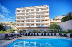 Edouard - Piscine-Parking - VCA