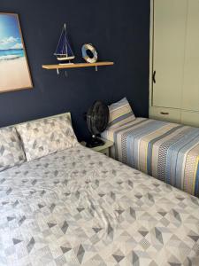 Apto a 3 min a pé da praia - 2 dorms para até 6 pessoas