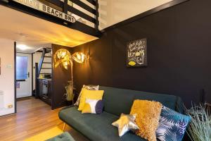 The Marina retreat -free parking