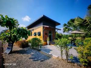 Din House2 - Ban Rong Koet