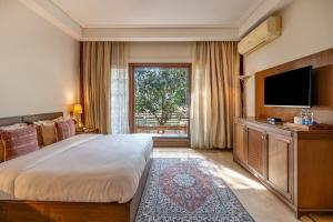 Sliceinn Gulmohar- Near Kempegowda International Airport, Bengaluru