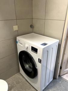 An apartment by the Emajõgi River